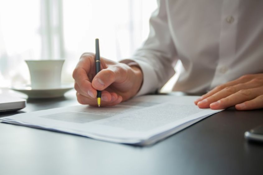 Akciju pirkimas pardavimas